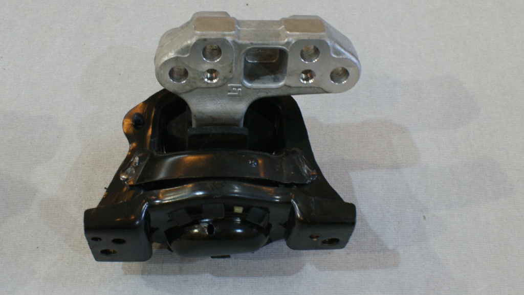 фото №1, Citroen c3ii 1.4 vti кронштейн подушка двигателя