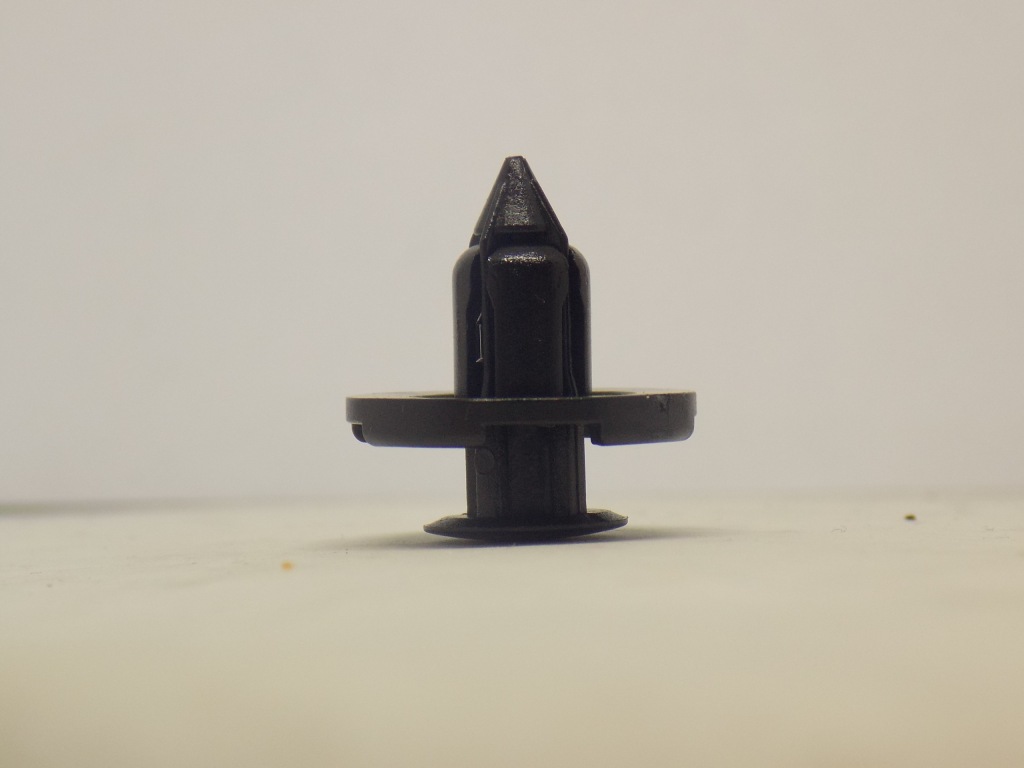 фото №3, Nissan frontier primera qashqai клипса штифт x10