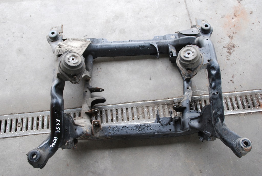 фото №3, Mercedes r-klasa w251 подрамник подрамник подрамник перед