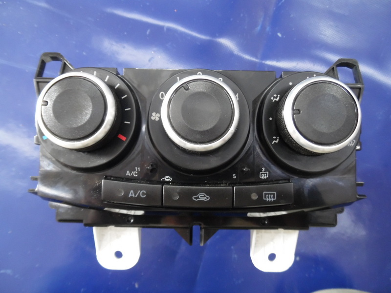 фото №1, Панель обдув кондиционера m1900cc33f08 mazda 5 i