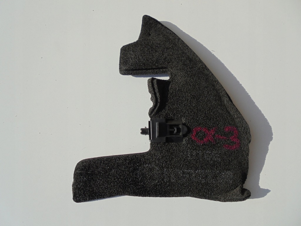 фото №2, Mazda cx3 шумоизоляция защита губка отсек левая