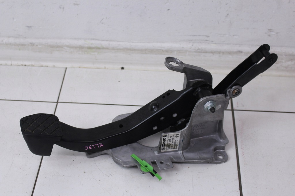 фото №1, Vw jetta 2.0 tdi педаль тормоза