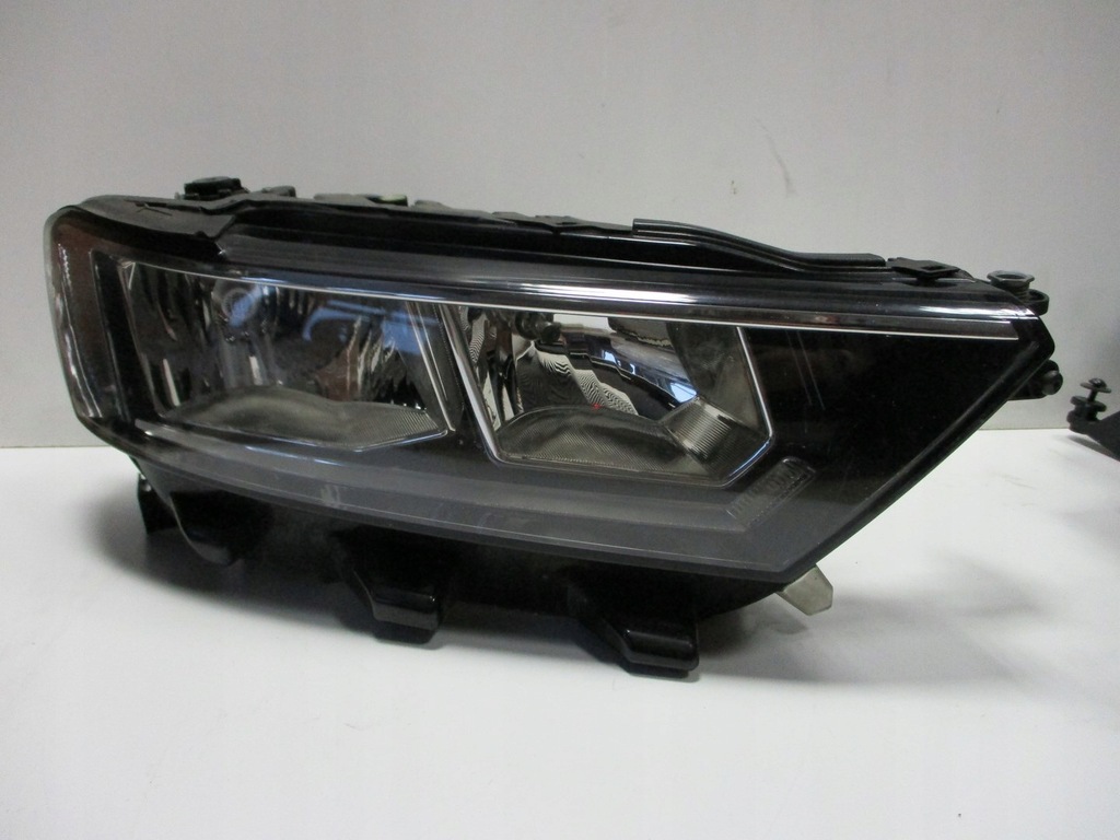 фото №3, Лампа лампы vw t-roc 2ga 2ga941005b 2ga941006b