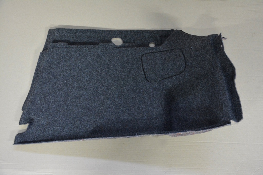 фото №1, Обшивка багажника volkswagen оригинальный номер 1k8867428f