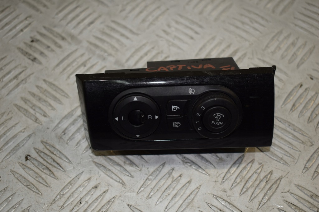 фото №1, Керування дзеркал лампа captiva lift 2012