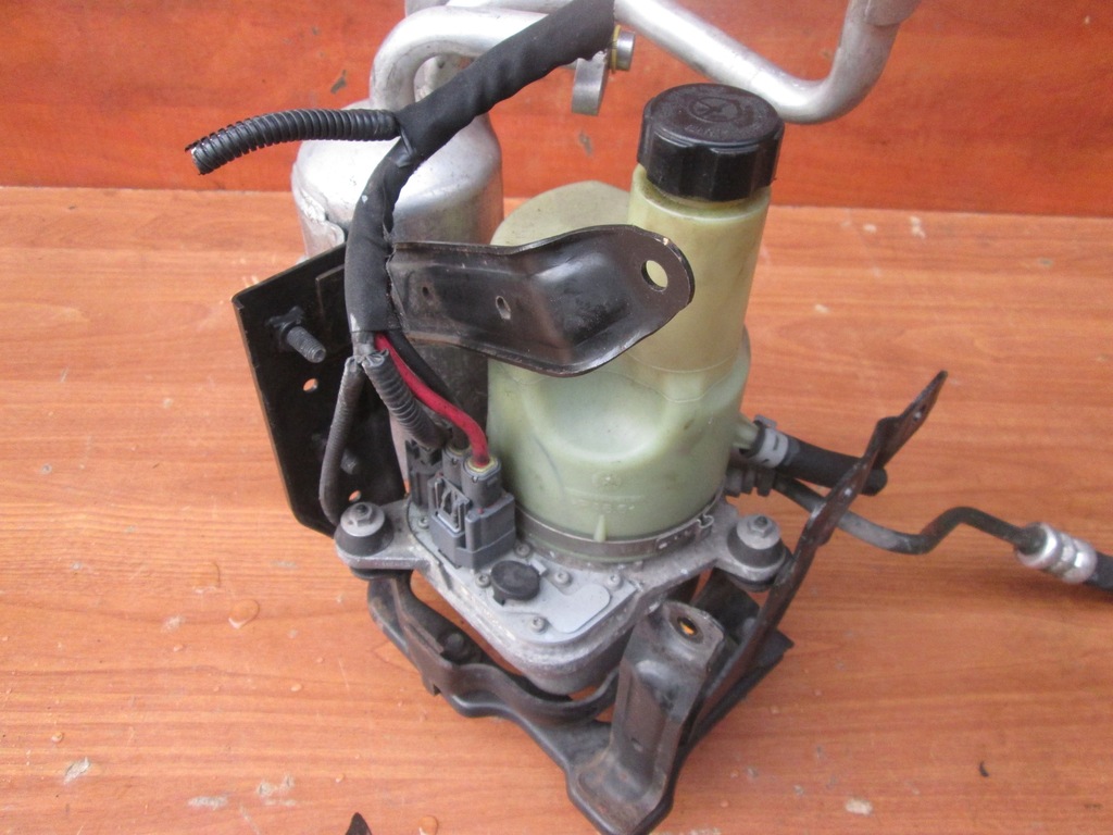 фото №8, Volvo v50 c70 s40 насос підсилювача 5n513k514cb 5n513k514ae 5n1513k514ca