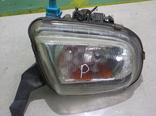 фото №1, Peugeot 306 противотуманная фара правый