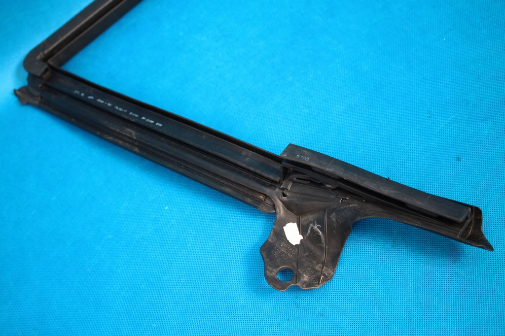 фото №11, Audi a7 4ga прокладка левый перед 4g8845353 2012r