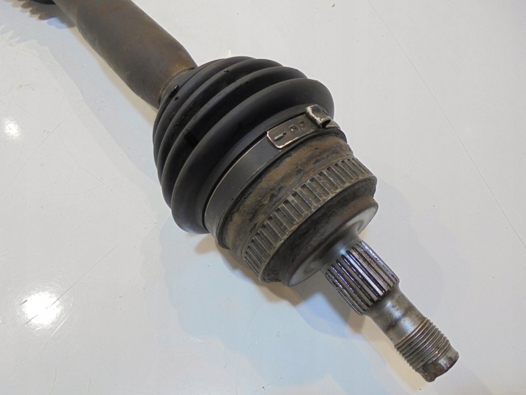 Привідний вал перед ліва короткий mercedes w168 a140 1.4 Ціна